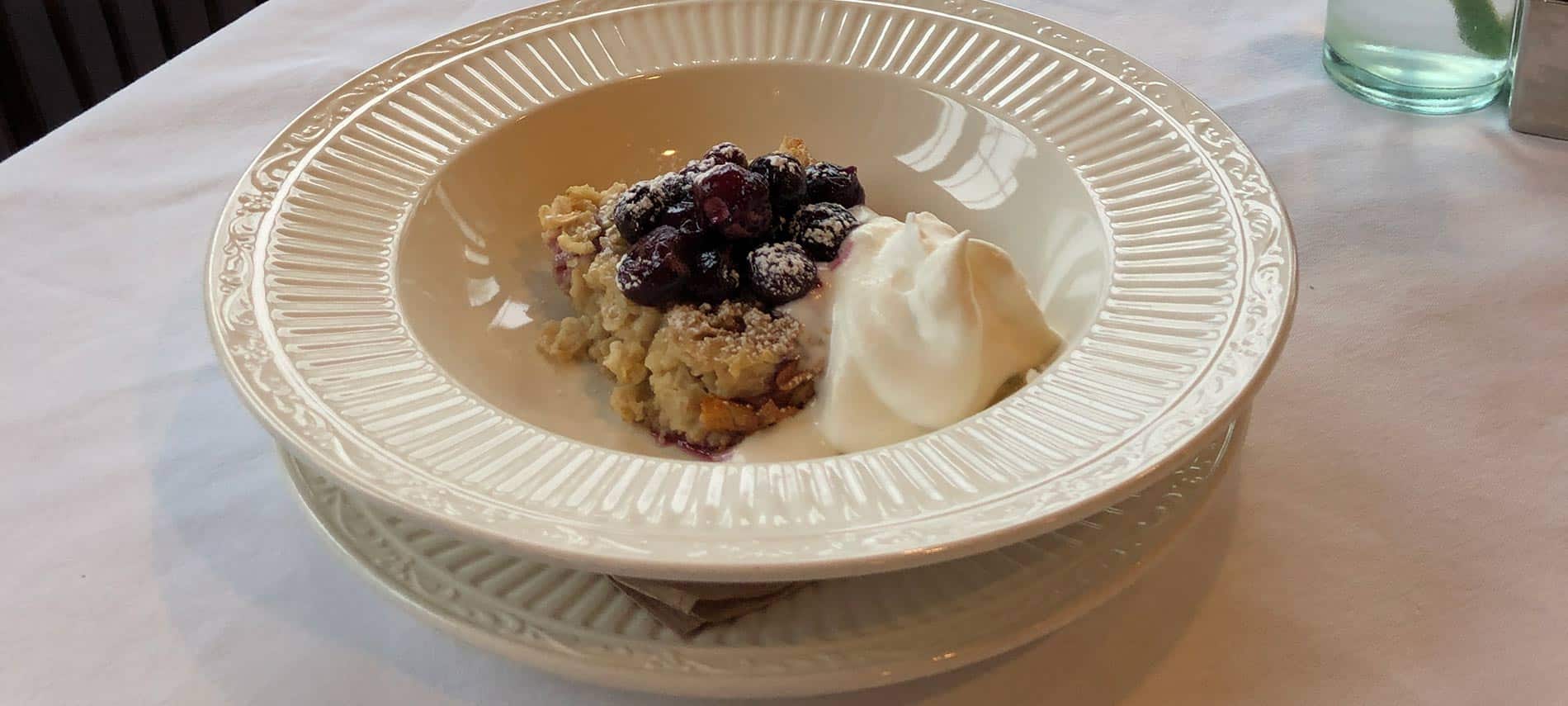 Baked Lemon and Vanilla Oatmeal with Strawberries | Lucille’s Mountain Top Inn & Spa